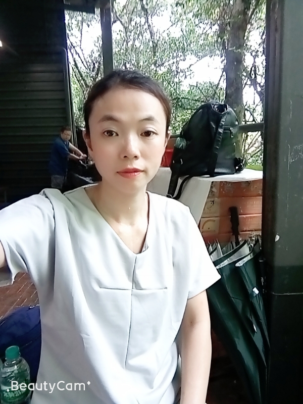 vivi的第一张照片--柳州相亲服务中心