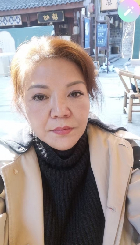 宛霞的第二张照片--柳州相亲服务中心