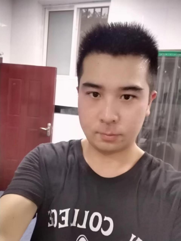 89WANG的第一张照片--柳州相亲服务中心