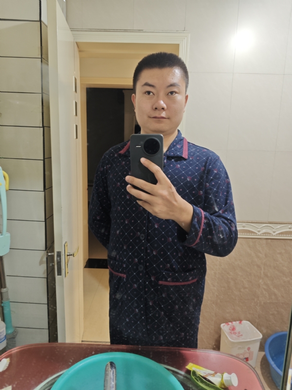 迷迷糊糊的第一张照片--柳州相亲服务中心