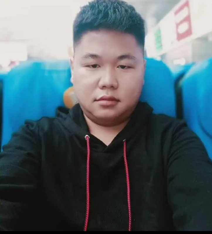 黄斌的第一张照片--柳州相亲服务中心