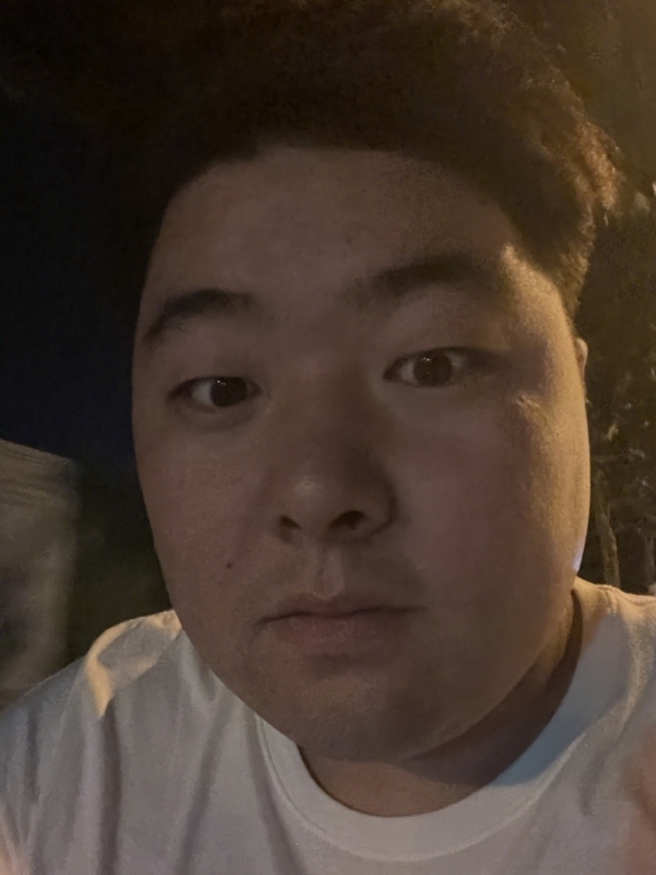 丹尼的第一张照片--柳州相亲服务中心