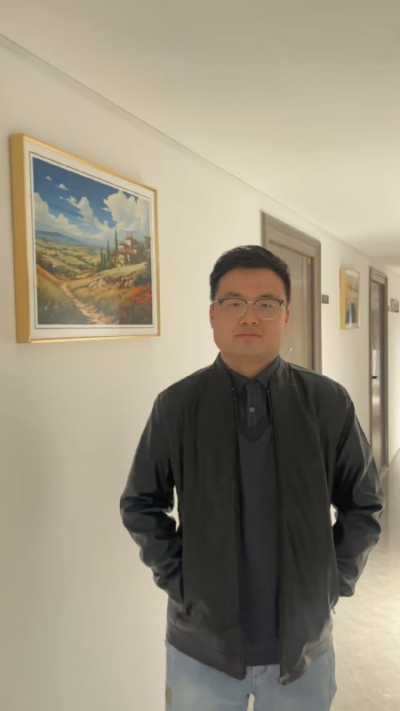 半瓶子的第二张照片--柳州相亲服务中心