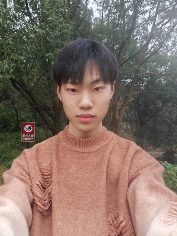 祤辰的第一张照片--柳州相亲服务中心